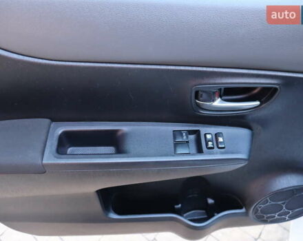 Белый Тойота Ярис, объемом двигателя 1.33 л и пробегом 96 тыс. км за 12400 $, фото 13 на Automoto.ua