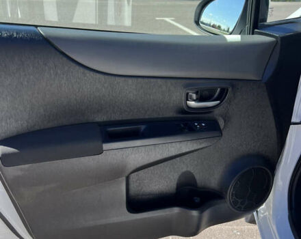 Белый Тойота Ярис, объемом двигателя 1.3 л и пробегом 96 тыс. км за 11700 $, фото 10 на Automoto.ua