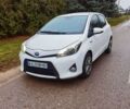 Білий Тойота Яріс, об'ємом двигуна 1 л та пробігом 150 тис. км за 10000 $, фото 1 на Automoto.ua