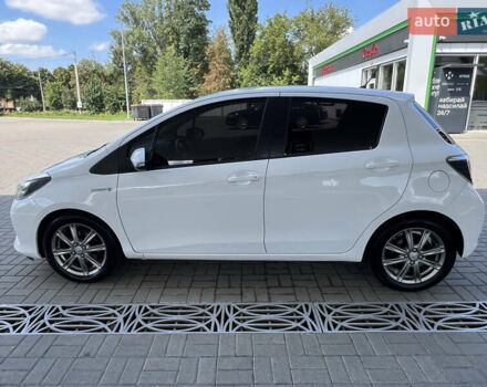Белый Тойота Ярис, объемом двигателя 1.5 л и пробегом 150 тыс. км за 11700 $, фото 15 на Automoto.ua