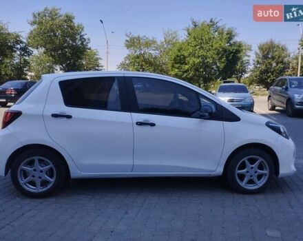 Белый Тойота Ярис, объемом двигателя 1.33 л и пробегом 240 тыс. км за 7500 $, фото 7 на Automoto.ua