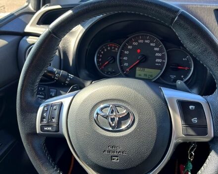 Белый Тойота Ярис, объемом двигателя 1.3 л и пробегом 96 тыс. км за 11700 $, фото 8 на Automoto.ua
