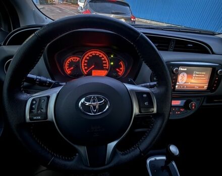 Тойота Ярис 2014 в Киеве на Automoto.ua Белый Тойота Ярис, объемом двигателя 0 л и пробегом 115 тыс. км за 10499 $, фото 2 на Automoto.ua