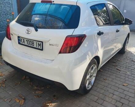 Белый Тойота Ярис, объемом двигателя 1.33 л и пробегом 244 тыс. км за 7000 $, фото 9 на Automoto.ua