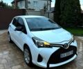 Белый Тойота Ярис, объемом двигателя 1.3 л и пробегом 230 тыс. км за 7500 $, фото 1 на Automoto.ua