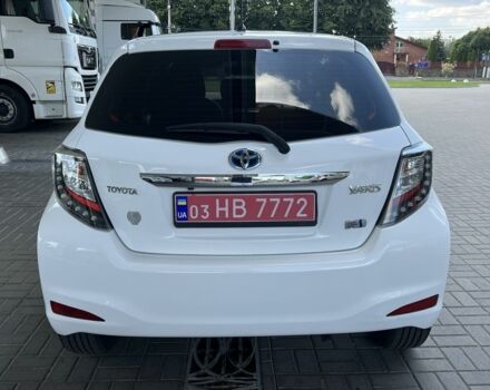 Белый Тойота Ярис, объемом двигателя 1.5 л и пробегом 155 тыс. км за 11700 $, фото 6 на Automoto.ua