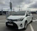 Тойота Ярис 2015 в Киеве на Automoto.ua Белый Тойота Ярис, объемом двигателя 1.3 л и пробегом 109 тыс. км за 9700 $, фото 1 на Automoto.ua