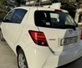 Белый Тойота Ярис, объемом двигателя 1.3 л и пробегом 156 тыс. км за 11000 $, фото 4 на Automoto.ua