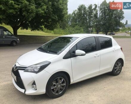 Белый Тойота Ярис, объемом двигателя 1.5 л и пробегом 209 тыс. км за 11600 $, фото 1 на Automoto.ua
