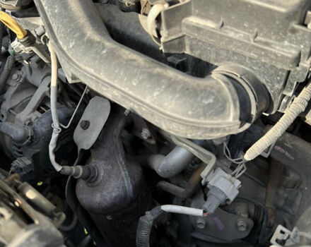 Белый Тойота Ярис, объемом двигателя 1 л и пробегом 68 тыс. км за 9200 $, фото 5 на Automoto.ua