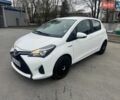 Белый Тойота Ярис, объемом двигателя 1.5 л и пробегом 148 тыс. км за 12000 $, фото 1 на Automoto.ua