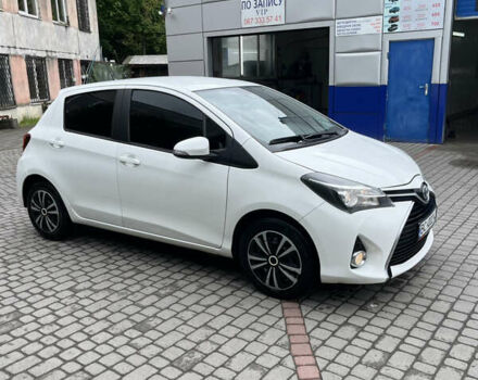 Белый Тойота Ярис, объемом двигателя 1.5 л и пробегом 127 тыс. км за 13000 $, фото 5 на Automoto.ua