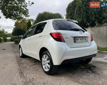 Белый Тойота Ярис, объемом двигателя 1.33 л и пробегом 92 тыс. км за 13600 $, фото 2 на Automoto.ua