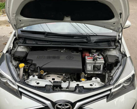 Белый Тойота Ярис, объемом двигателя 1.33 л и пробегом 92 тыс. км за 13600 $, фото 24 на Automoto.ua