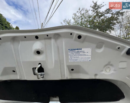 Белый Тойота Ярис, объемом двигателя 1.33 л и пробегом 92 тыс. км за 13600 $, фото 28 на Automoto.ua