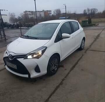 Белый Тойота Ярис, объемом двигателя 1.5 л и пробегом 160 тыс. км за 11000 $, фото 1 на Automoto.ua