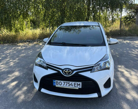 Белый Тойота Ярис, объемом двигателя 1 л и пробегом 68 тыс. км за 9200 $, фото 15 на Automoto.ua