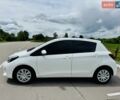 Белый Тойота Ярис, объемом двигателя 1.4 л и пробегом 85 тыс. км за 9500 $, фото 3 на Automoto.ua