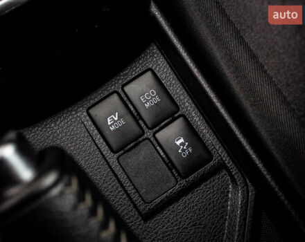 Белый Тойота Ярис, объемом двигателя 1.5 л и пробегом 112 тыс. км за 14900 $, фото 46 на Automoto.ua