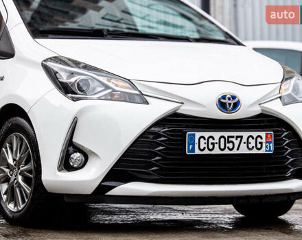 Белый Тойота Ярис, объемом двигателя 1.5 л и пробегом 112 тыс. км за 14900 $, фото 6 на Automoto.ua