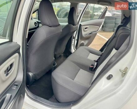 Белый Тойота Ярис, объемом двигателя 1.5 л и пробегом 52 тыс. км за 15400 $, фото 28 на Automoto.ua