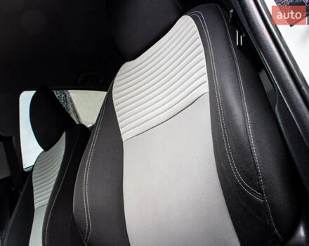 Белый Тойота Ярис, объемом двигателя 1.5 л и пробегом 112 тыс. км за 14900 $, фото 33 на Automoto.ua