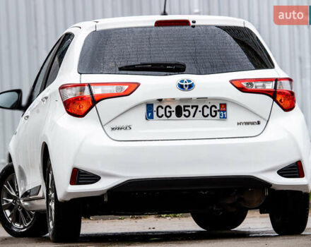 Белый Тойота Ярис, объемом двигателя 1.5 л и пробегом 112 тыс. км за 14900 $, фото 24 на Automoto.ua