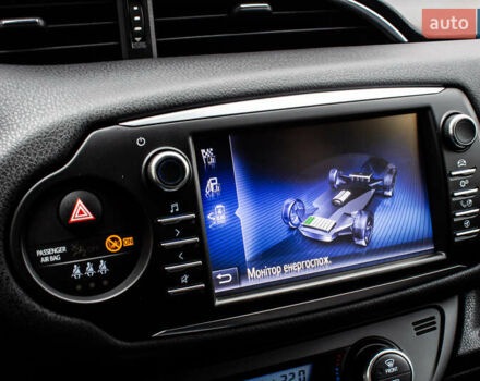 Белый Тойота Ярис, объемом двигателя 1.5 л и пробегом 112 тыс. км за 14900 $, фото 54 на Automoto.ua