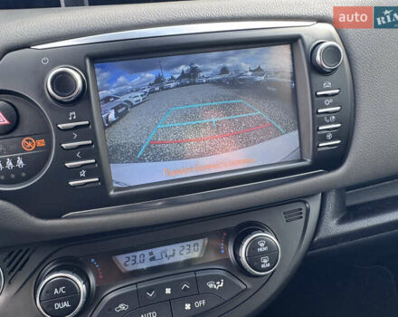 Белый Тойота Ярис, объемом двигателя 1.5 л и пробегом 165 тыс. км за 14990 $, фото 37 на Automoto.ua