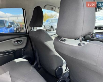 Белый Тойота Ярис, объемом двигателя 1.5 л и пробегом 165 тыс. км за 14990 $, фото 47 на Automoto.ua