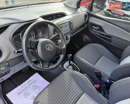 Белый Тойота Ярис, объемом двигателя 1.5 л и пробегом 165 тыс. км за 14990 $, фото 39 на Automoto.ua