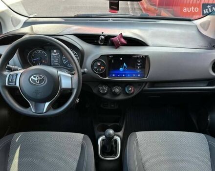 Білий Тойота Яріс, об'ємом двигуна 1 л та пробігом 59 тис. км за 9850 $, фото 15 на Automoto.ua