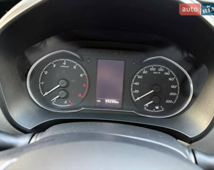 Білий Тойота Яріс, об'ємом двигуна 1 л та пробігом 60 тис. км за 10600 $, фото 7 на Automoto.ua