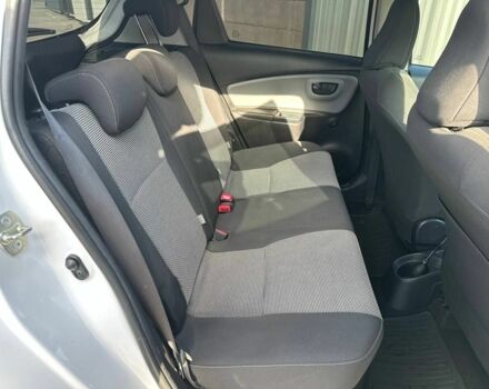 Білий Тойота Яріс, об'ємом двигуна 1 л та пробігом 59 тис. км за 9850 $, фото 18 на Automoto.ua