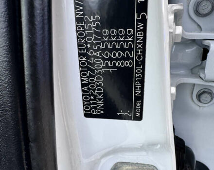 Белый Тойота Ярис, объемом двигателя 1.5 л и пробегом 165 тыс. км за 14990 $, фото 52 на Automoto.ua