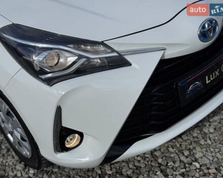 Белый Тойота Ярис, объемом двигателя 1.5 л и пробегом 165 тыс. км за 14990 $, фото 25 на Automoto.ua