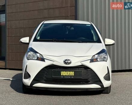 Білий Тойота Яріс, об'ємом двигуна 1 л та пробігом 59 тис. км за 9850 $, фото 3 на Automoto.ua