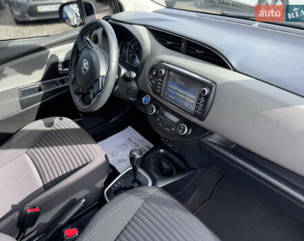 Белый Тойота Ярис, объемом двигателя 1.5 л и пробегом 165 тыс. км за 14990 $, фото 50 на Automoto.ua