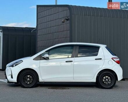 Білий Тойота Яріс, об'ємом двигуна 1 л та пробігом 59 тис. км за 9850 $, фото 6 на Automoto.ua