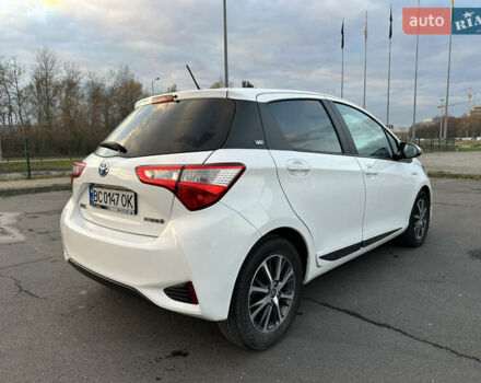 Белый Тойота Ярис, объемом двигателя 1.5 л и пробегом 122 тыс. км за 16500 $, фото 4 на Automoto.ua