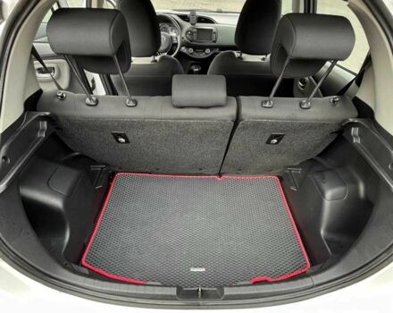 Белый Тойота Ярис, объемом двигателя 1.5 л и пробегом 130 тыс. км за 16900 $, фото 8 на Automoto.ua