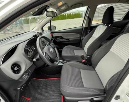 Белый Тойота Ярис, объемом двигателя 1.5 л и пробегом 130 тыс. км за 16900 $, фото 10 на Automoto.ua