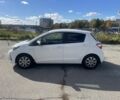 Білий Тойота Яріс, об'ємом двигуна 0 л та пробігом 148 тис. км за 13200 $, фото 4 на Automoto.ua