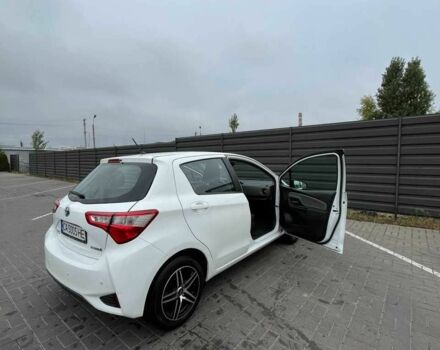 Белый Тойота Ярис, объемом двигателя 1.5 л и пробегом 130 тыс. км за 16900 $, фото 7 на Automoto.ua