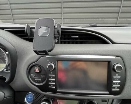 Білий Тойота Яріс, об'ємом двигуна 1.5 л та пробігом 130 тис. км за 16900 $, фото 7 на Automoto.ua