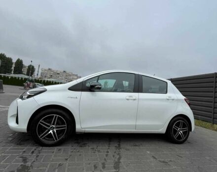 Белый Тойота Ярис, объемом двигателя 1.5 л и пробегом 130 тыс. км за 16900 $, фото 6 на Automoto.ua