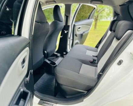 Белый Тойота Ярис, объемом двигателя 1.5 л и пробегом 37 тыс. км за 14900 $, фото 11 на Automoto.ua