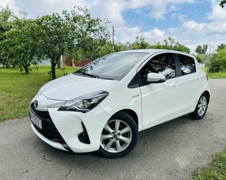 Белый Тойота Ярис, объемом двигателя 1.5 л и пробегом 37 тыс. км за 14900 $, фото 4 на Automoto.ua