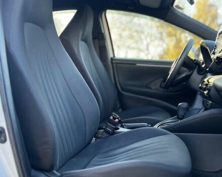 Білий Тойота Яріс, об'ємом двигуна 1.49 л та пробігом 39 тис. км за 17999 $, фото 21 на Automoto.ua