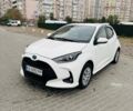 Тойота Ярис 2021 в Киеве на Automoto.ua Белый Тойота Ярис, объемом двигателя 1.49 л и пробегом 39 тыс. км за 17199 $, фото 1 на Automoto.ua